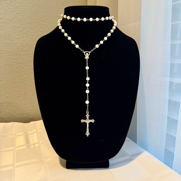 White Round Pressed Glass Prayer Rosary - Picture 2 of 5
